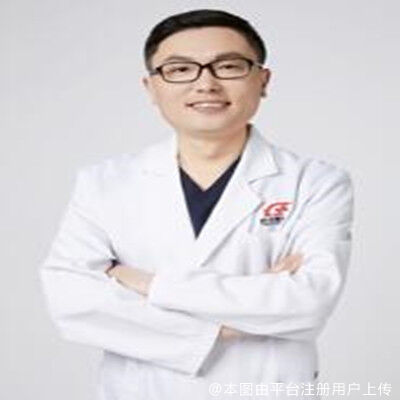 杨立群