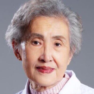 王文伟