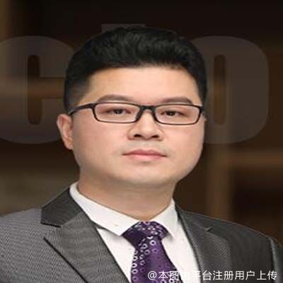 察鹏飞