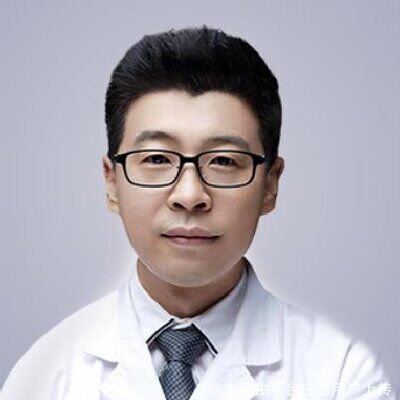 韩崧