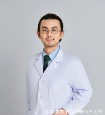 靳海涛