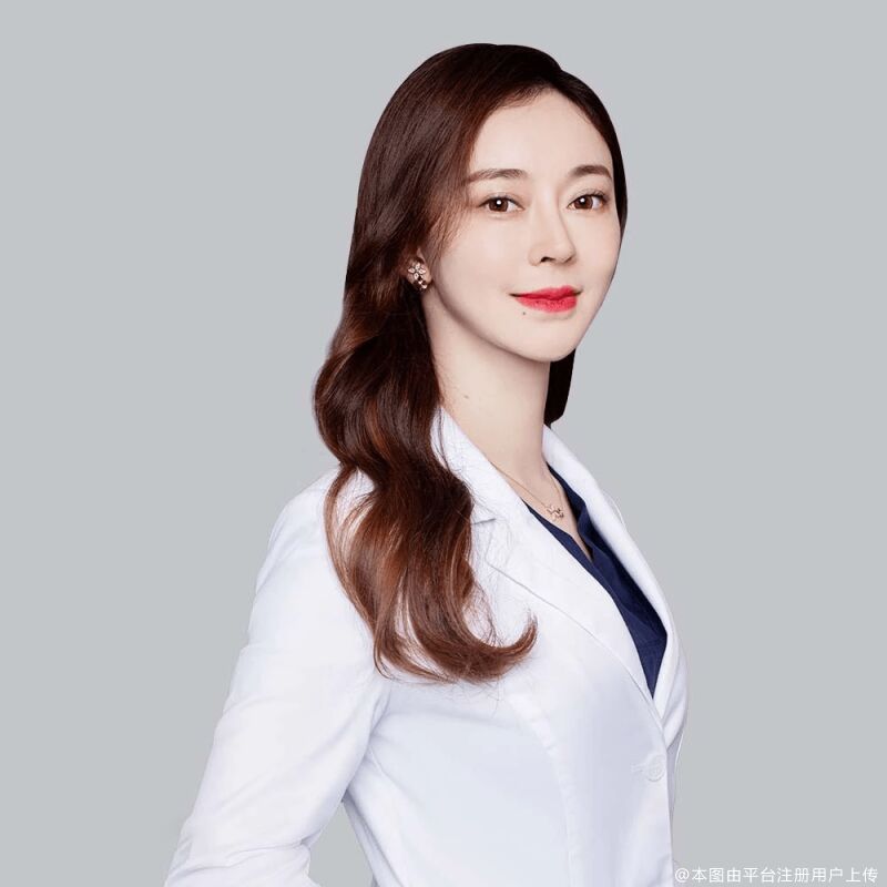 万媛玲